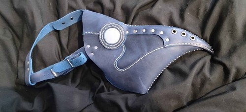 Blue plague doctor mask - blue,